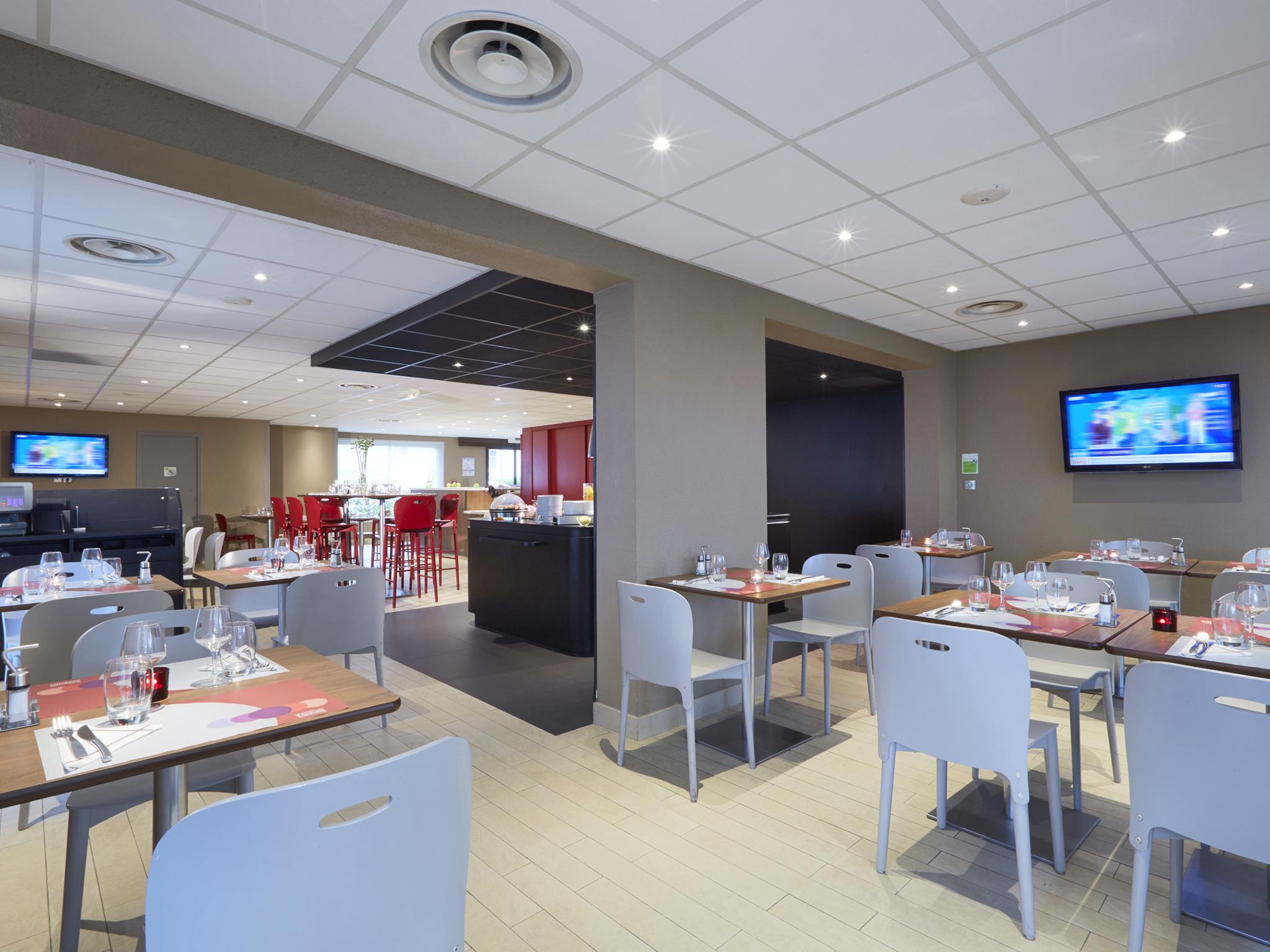 Campanile - Le Vesinet Hotel 3*